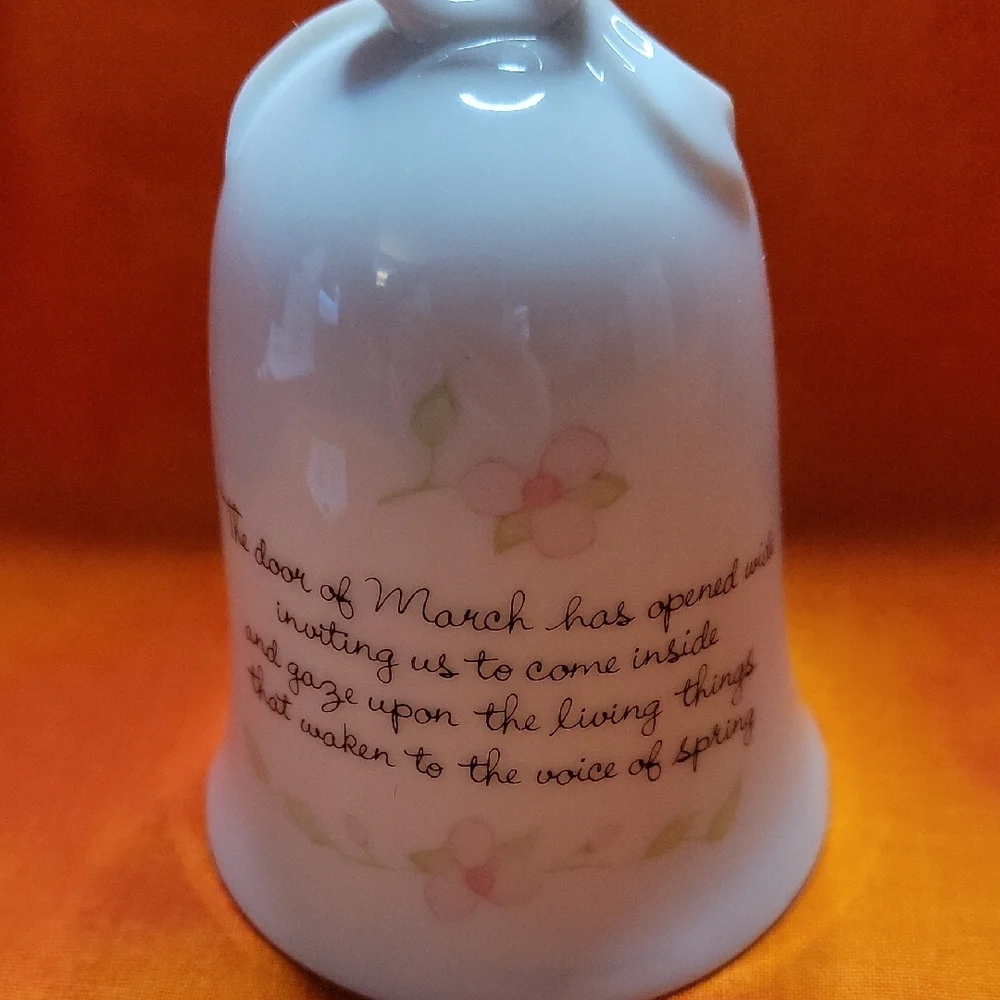 Precious Moments March Bell with Heart Handle Girl with Umbrella